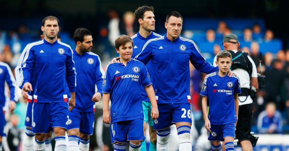 Terry backs boss and denies dressingroom unrest TEAMtalk