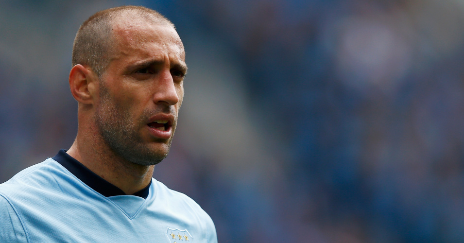 Pablo Zabaleta: Focused on clash with Manchester United at Old Trafford