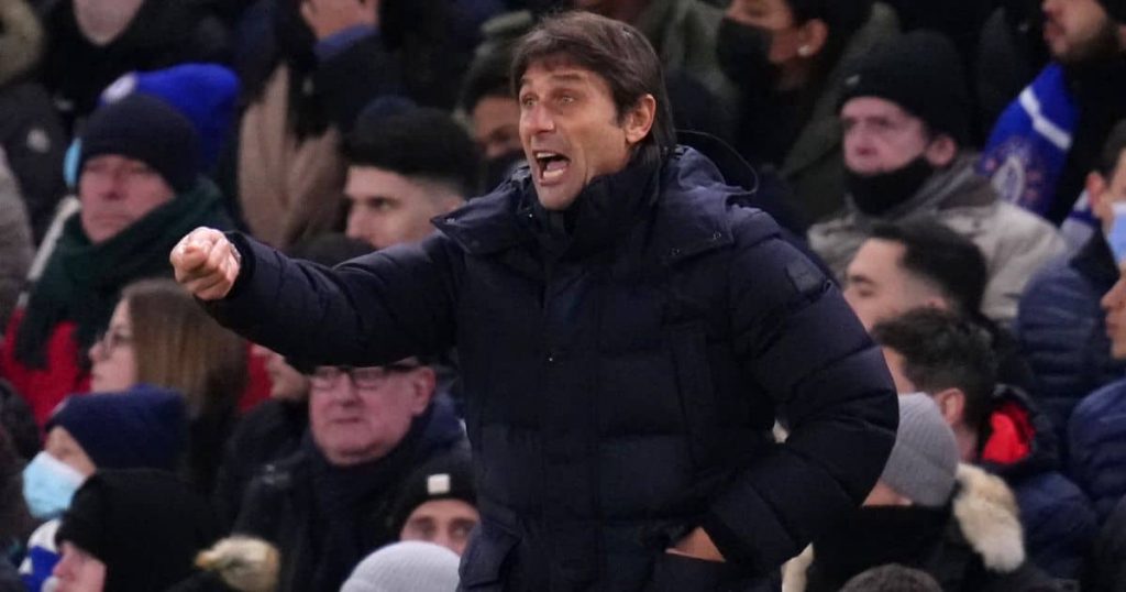 Antonio Conte on the touchline during a Tottenham match