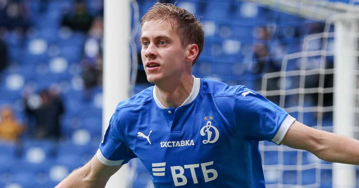 Daniil Fomin celebrating for Dynamo Moscow