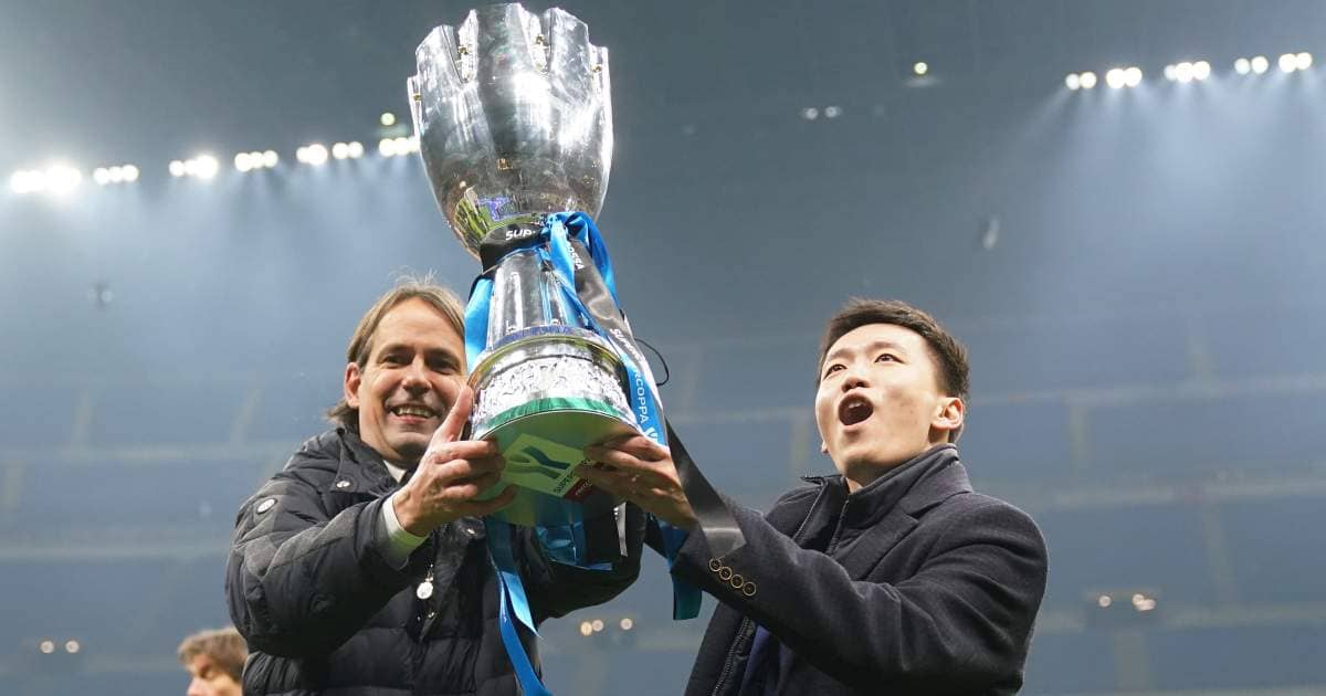 Simone Inzaghi lifts the Supercoppa Italiana