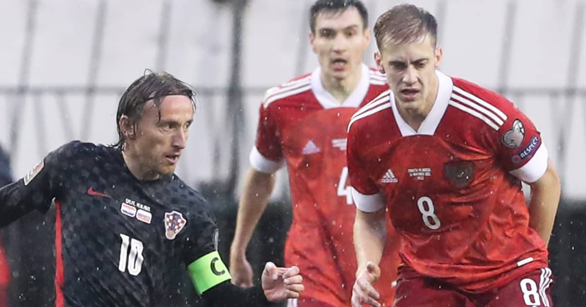 Van de Beek move shifts Crystal Palace spotlight to prolific European