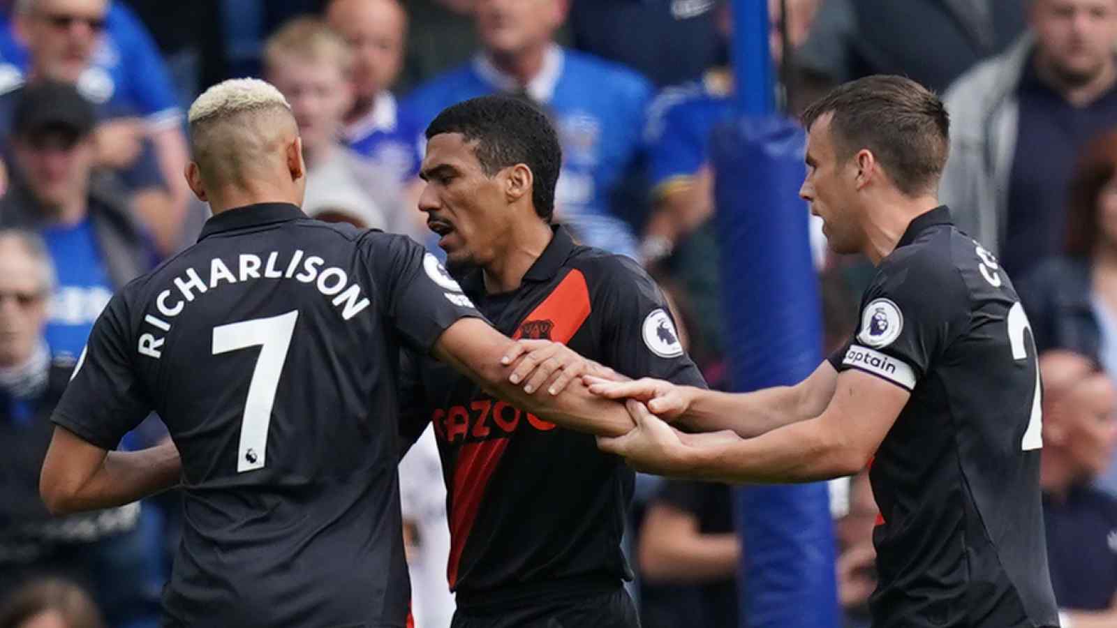 Richarlison, Allan and Seamus Coleman clash during an Everton match Richarlison, Allan and Seamus Coleman clash