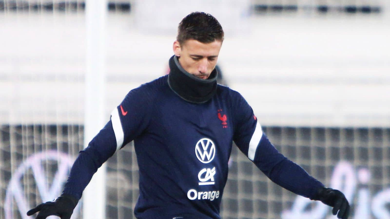 Clement Lenglet of France warms up during the FIFA World Cup 2022, Qualifiers Group D football match between Finland and France on November 16, 2021 at Olympiastadion in Helsinki