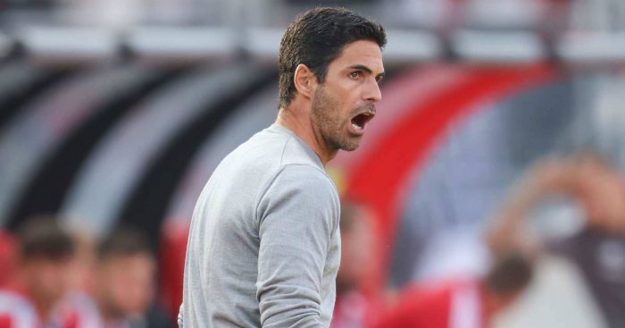 Mikel Arteta managing Arsenal