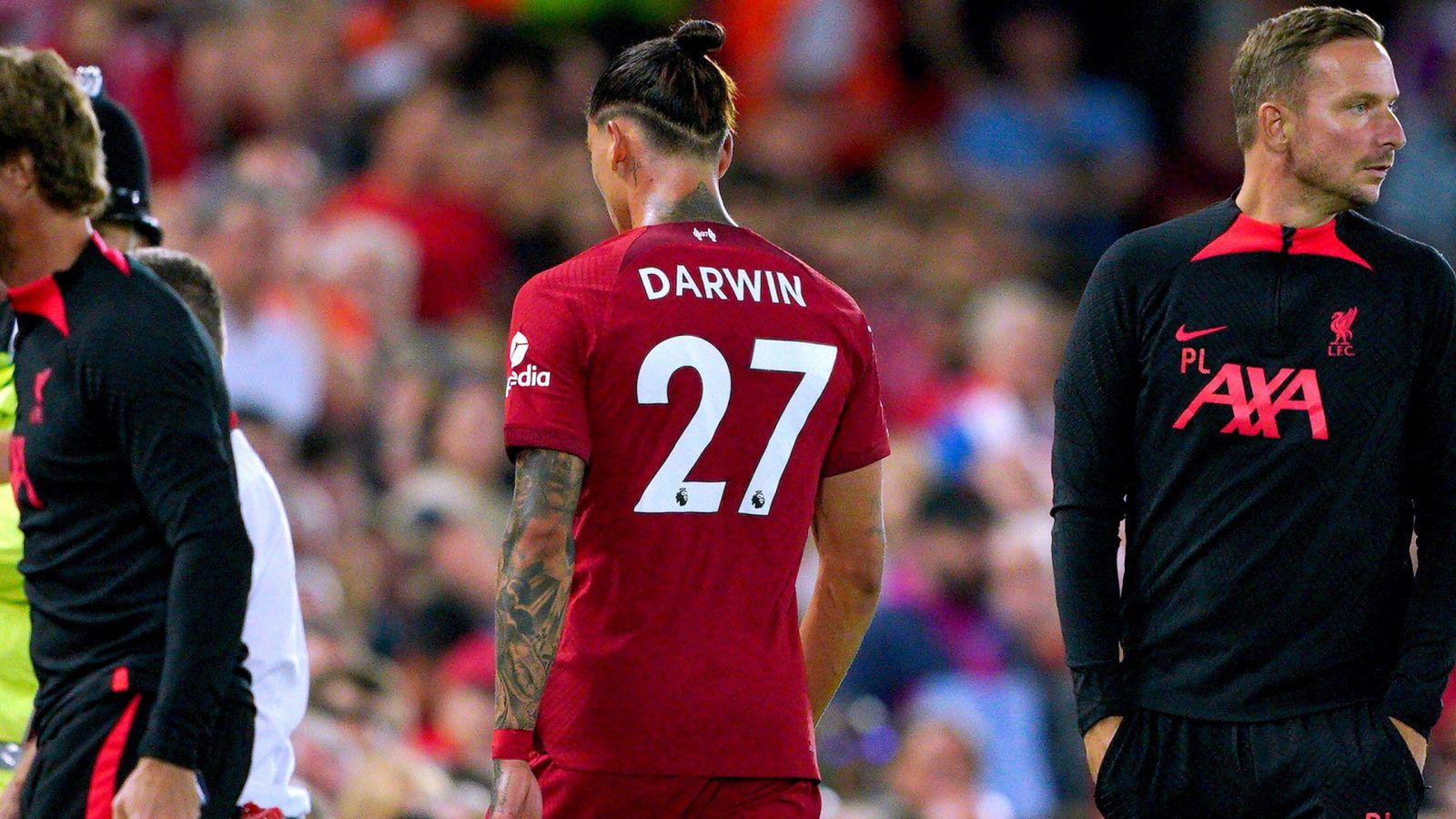 Darwin Nunez 'moment of madness' on Liverpool home debut was red mist, says  Gary Neville, Football News