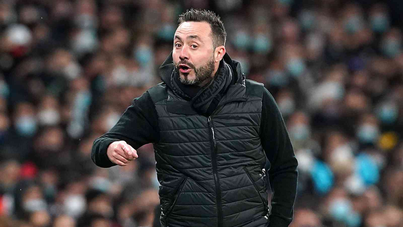  Italian soccer coach Roberto De Zerbi gestures on the touchline during a match between Shakhtar Donetsk and Real Madrid in the UEFA Champions League round-of-16 first leg at the Santiago Bernabeu stadium in Madrid, Spain, on February 21, 2023. De Zerbi is one of several managers, including Zinedine Zidane, Graham Potter, Gareth Southgate, and Thomas Tuchel, who have been mentioned as potential replacements for Carlo Ancelotti at Real Madrid.