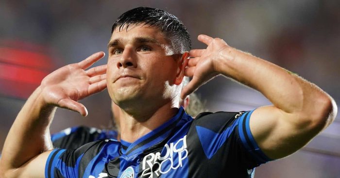Ruslan Malinovskyi, Atalanta, scores during Serie A match v AC Milan at Stadio Gewiss