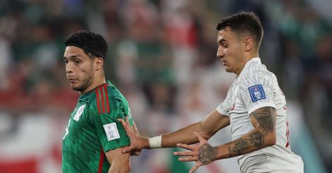 Jakub Kiwior and Raul Jimenez