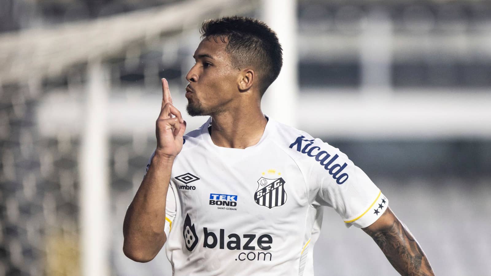 Santos striker Marcos Leonardo
