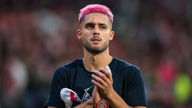 Right-back Yan Couto