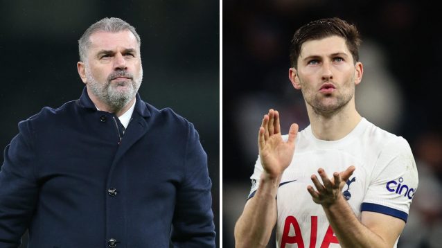 Ange Postecoglou and Tottenham player Ben Davies