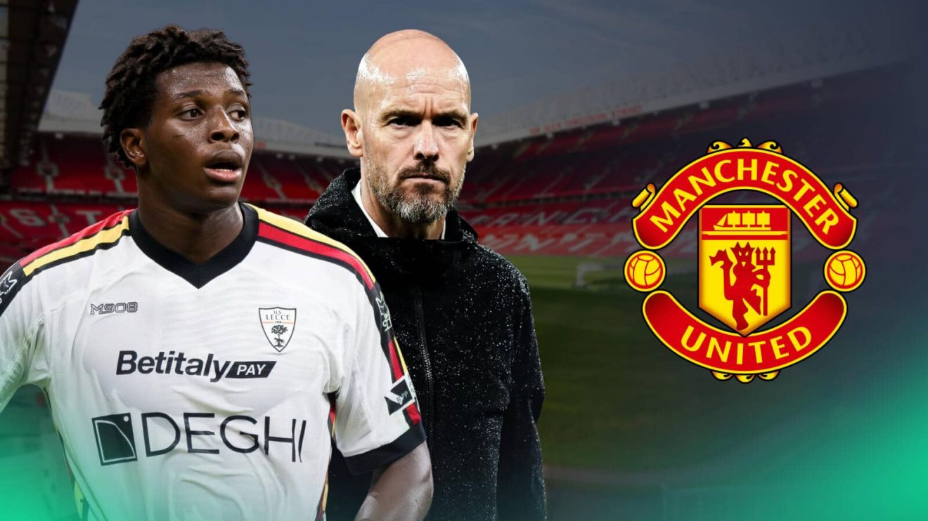 Patrick Dorgu next to Erik ten Hag and the Manchester United badge