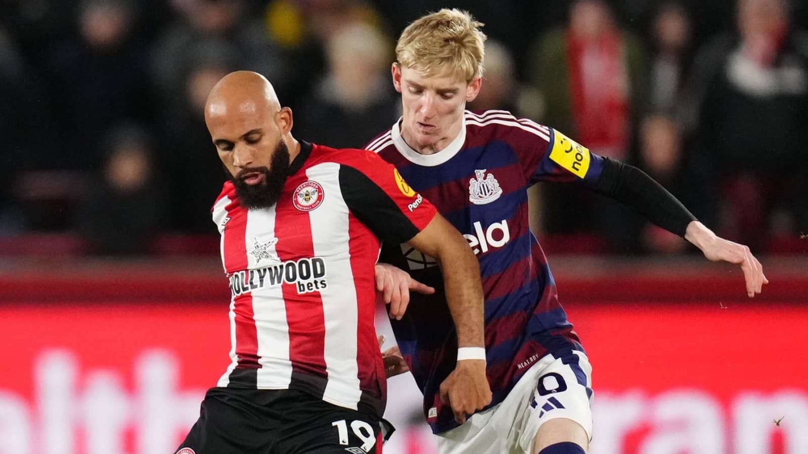 Brentford winger Bryan Mbeumo, Newcastle winger Anthony Gordon