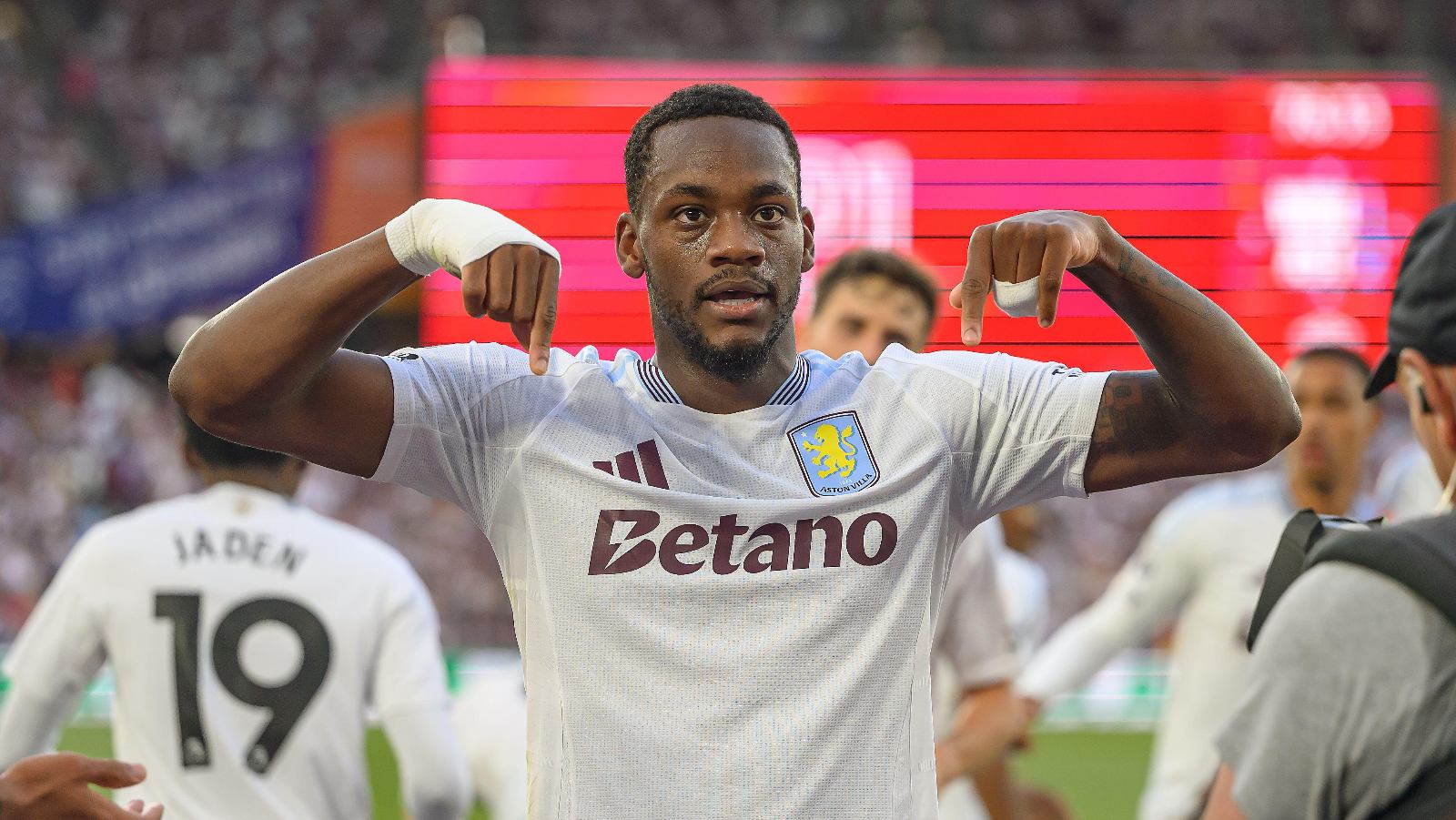 Jhon Duran Aston Villa