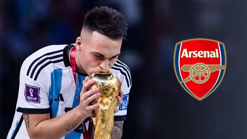 Inter Milan and Argentina international striker Lautaro Martinez next to the Arsenal badge - copyright TEAMtalk