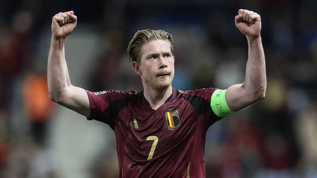 Kevin De Bruyne celebrates scoring for Belgium