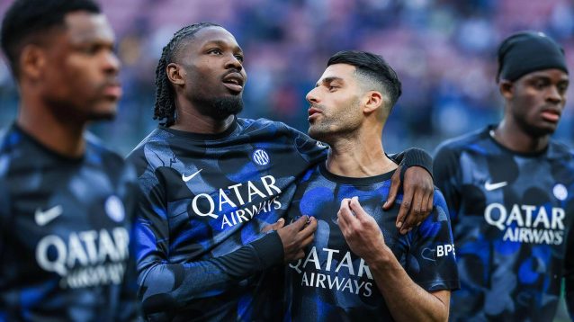 Manchester United-linked Mehdi Taremi with his Inter Milan team-mates - copyright TEAMtalk