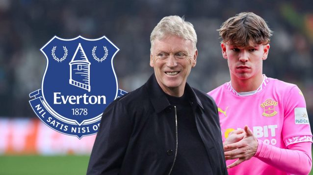 Everton manager David Moyes alongside Southampton winger Tyler Dibling
