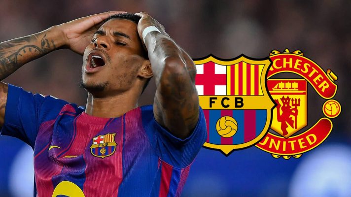 Marcus Rashford next to the Barcelona and Manchester United badges - copyright TEAMtalk