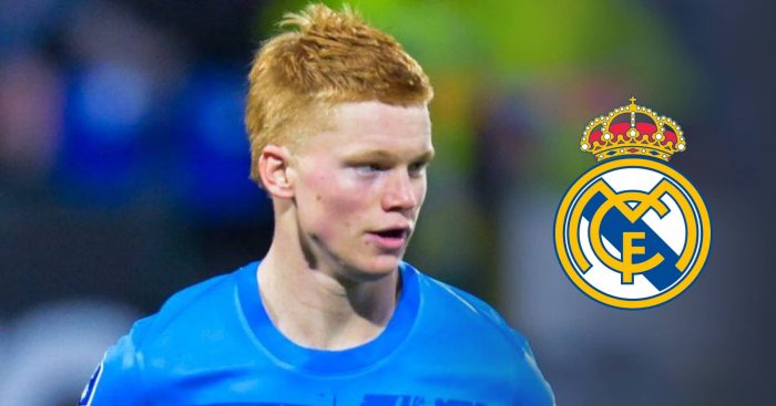AZ Alkmaar star Kees Smit with a Real Madrid badge