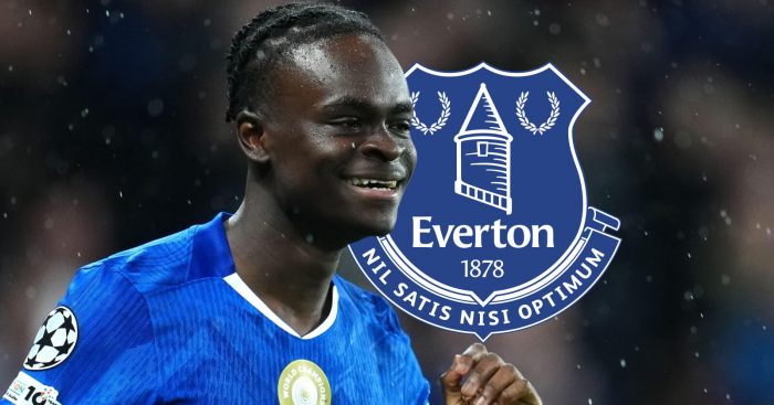 Chelsea winger Tyrique George, Everton badge