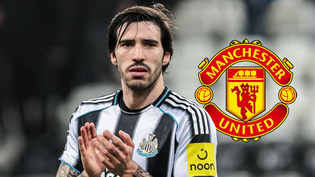 Newcastle star Sandro Tonali with the Manchester United badge