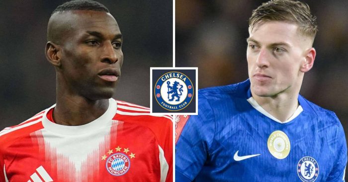 Nicolas Jackson in Bayern Munich kit and Liam Delap in Chelsea kit, separated by the Chelsea badge