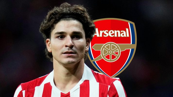 Atletico Madrid striker Julian Alvarez, Arsenal badge