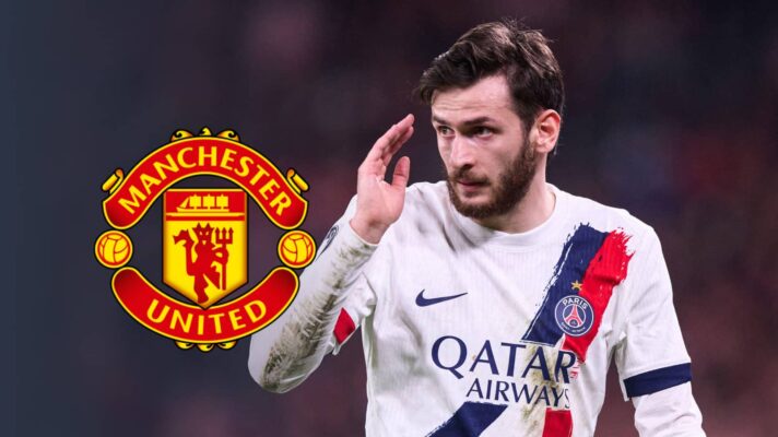 Khvicha Kvaratskhelia PSG winger with Man Utd badge
