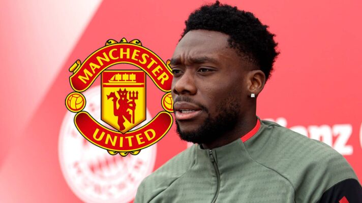 Bayern Munich star Alphonso Davies next to the Manchester United badge