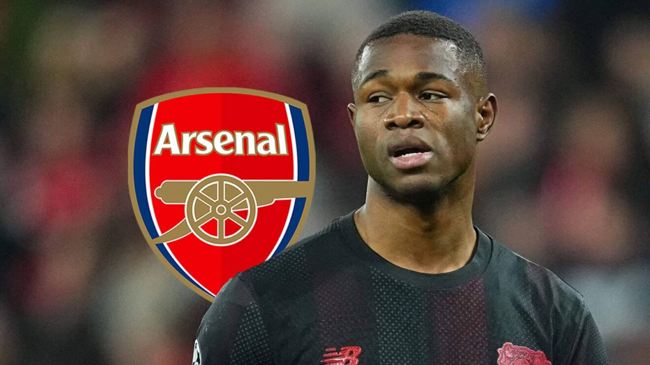 Christian Kofane with the Arsenal badge