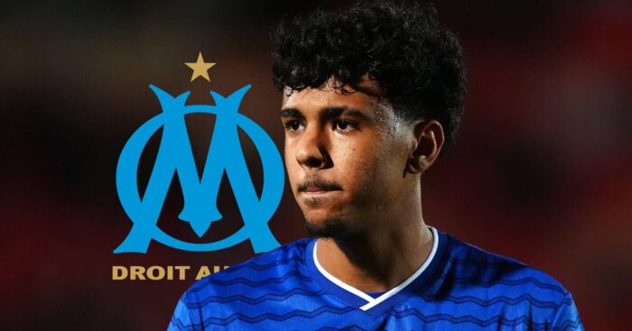 Everton star Adam Aznou, with a Marseille badge