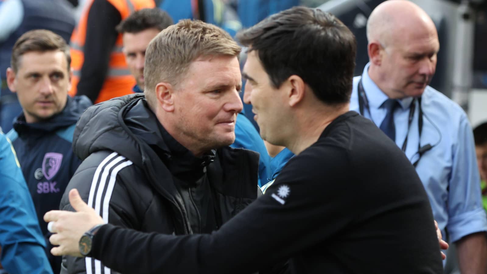 Newcastle manager Eddie Howe, Bournemouth manager Andoni Iraola