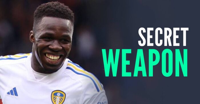 Leeds United star Willy Gnonto next to the words 'secret weapon'