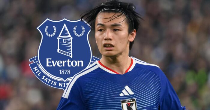 Ayase Ueda with an Everton badge