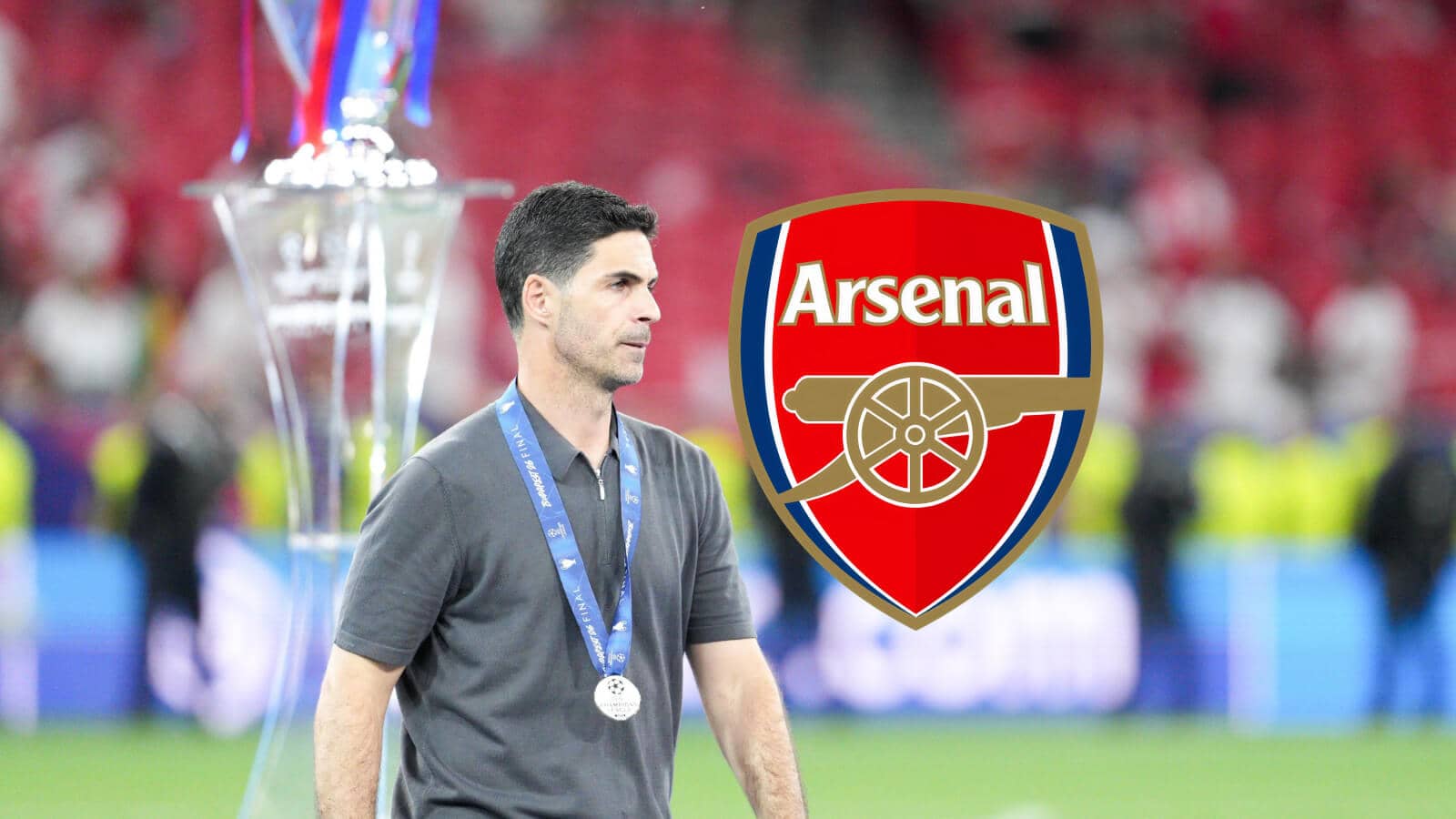 Arsenal manager Mikel Arteta next to the Arsenal badge - copyright TEAMtalk