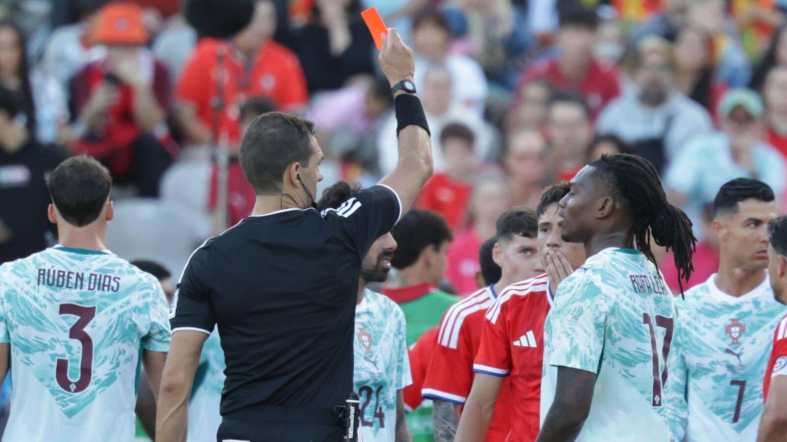 rafael-leao-50m-man-utd-arsenal-target-facing-ban-after