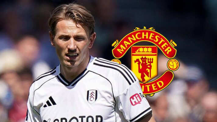 Fulham star Sander Berge with a Man Utd badge