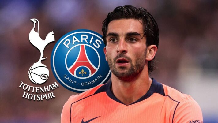 Barcelona star Ferran Torres with PSG, Tottenham badges