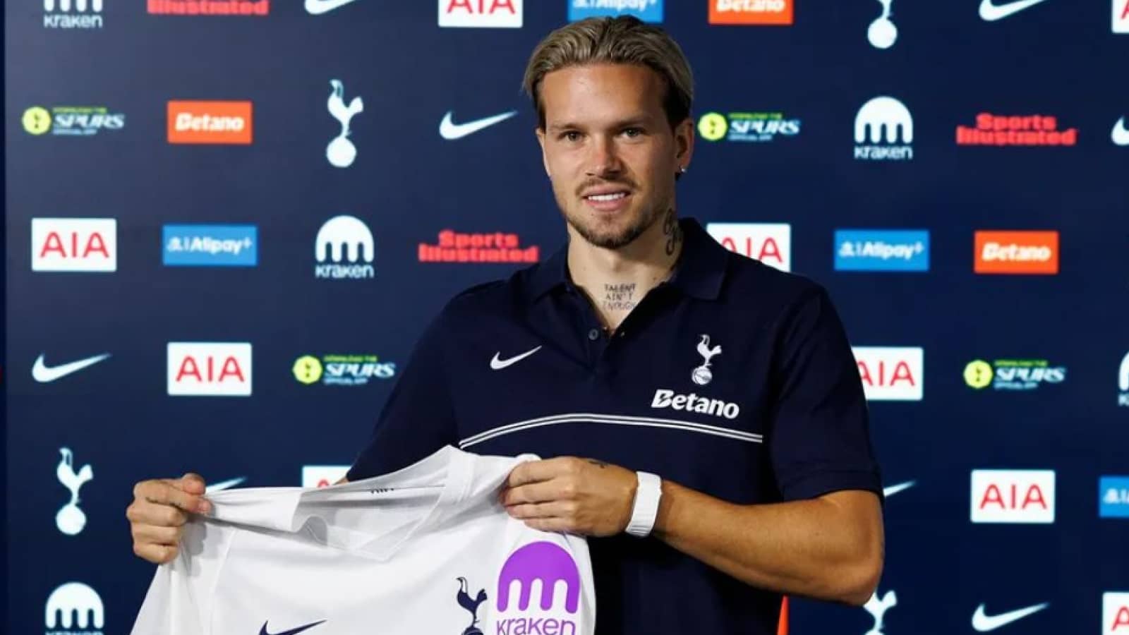 Mykhailo Mudryk makes promise to Tottenham fans after sealing loan switch; Tosin also signs - TEAMtalk