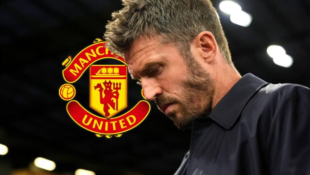 A dejected-looking Michael Carrick next to the Manchester United badge