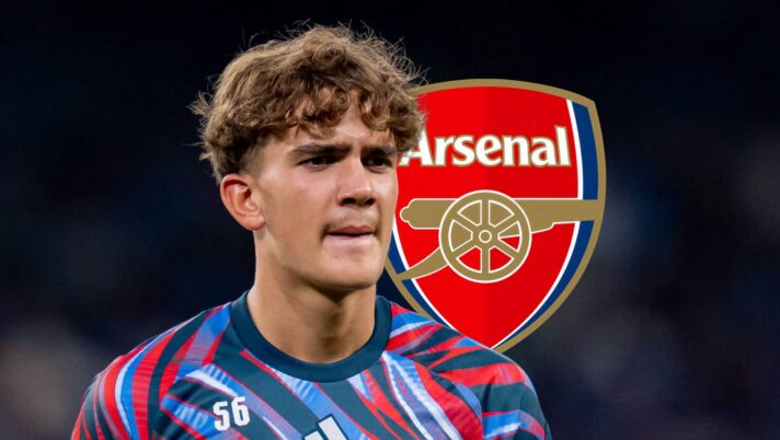 Max Dowman with Arsenal badge
