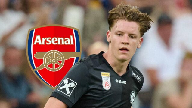 Luca Weinhandl with an Arsenal badge