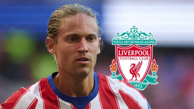 Atletico Madrid star Marcos Llorente with a Liverpool badge