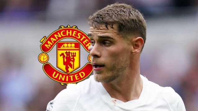 Tottenham centre-back Micky van de Ven, Man Utd badge