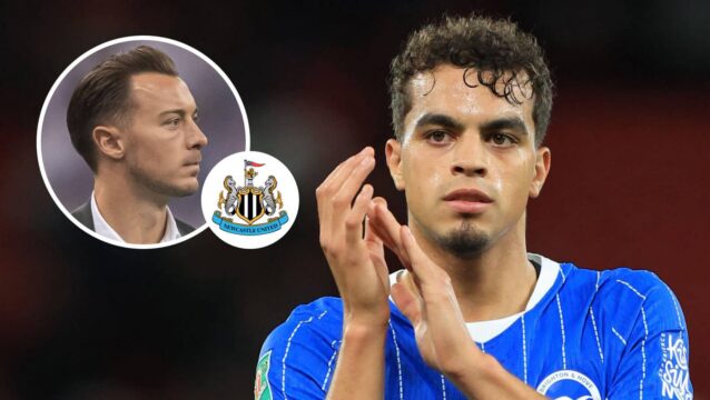 Yasin Ayari, Matthias Jaissle with Newcastle badge