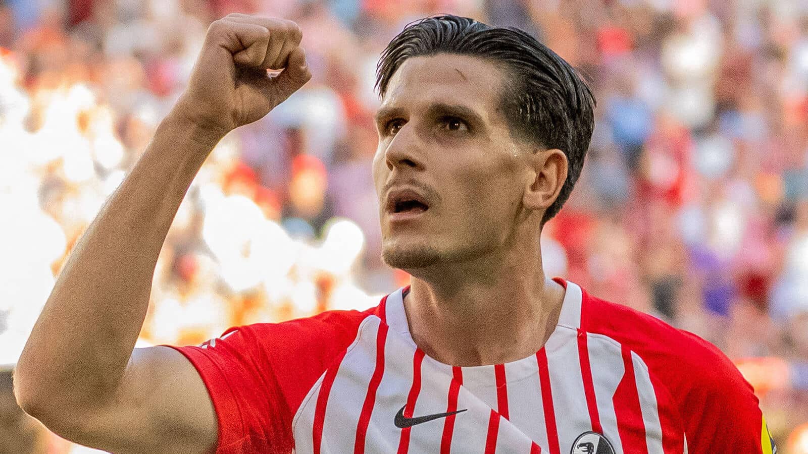 Man Utd discussing signing £50m-rated Bundesliga striker who's in ...