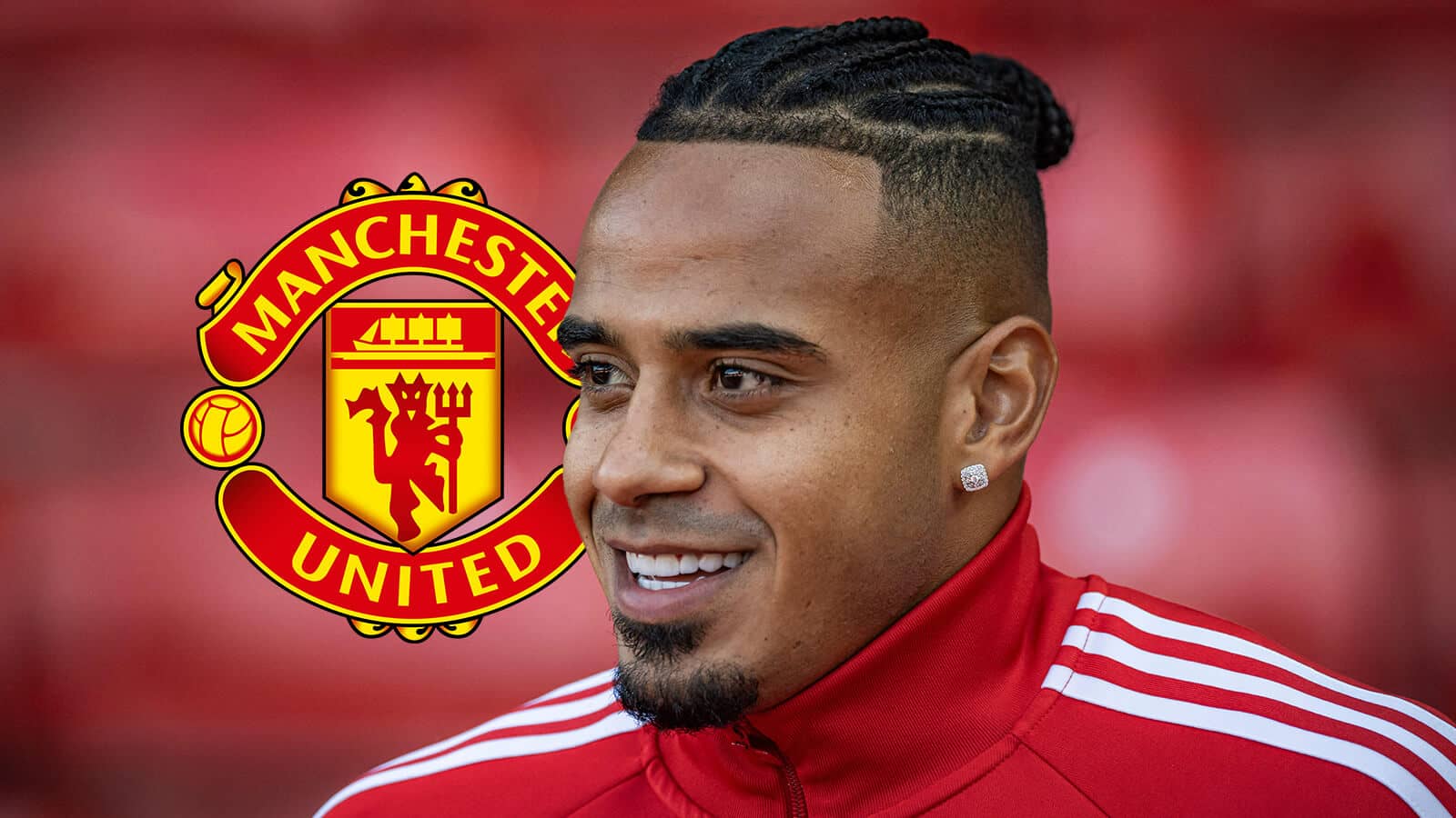 Nottinhgam Forest defender Murillo next to the Manchester United badge