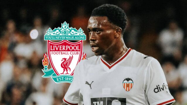 Valencia winger David Otorbi, Liverpool badge